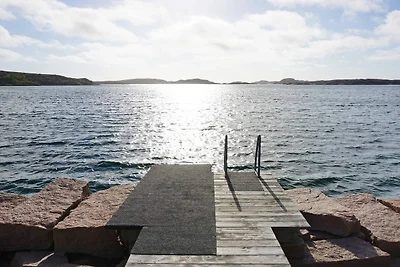 4 Personen Ferienhaus in Bovallstrand-By...