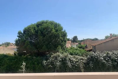Helles Apartment mit Poolzugang