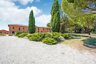 Allettante casa vacanze con piscina