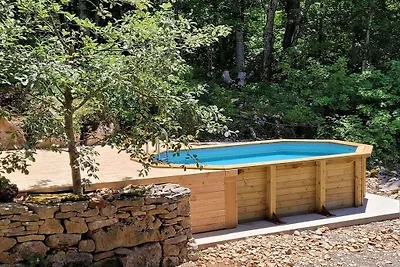 Ferienhaus in Villars mit Schwimmbecken