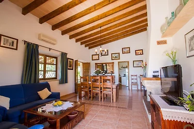 Steinerne Villa von Mallorca mit Gärten