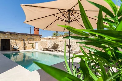 Villa Miromar – Komfortable Ferienresidenz