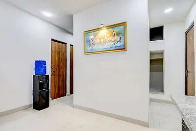 Hotel O Sector 25 nabij Iskcon-tempel
