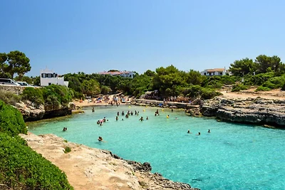 Wohnung in Fona in der Nähe des Sandstrandes