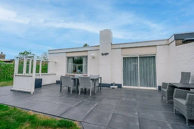 Gemütlicher und komfortabler Bungalow für 4...