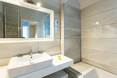 Villa in Mariou mit Pool und Meerblick