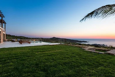 Villa in Keramoti mit Schwimmbecken