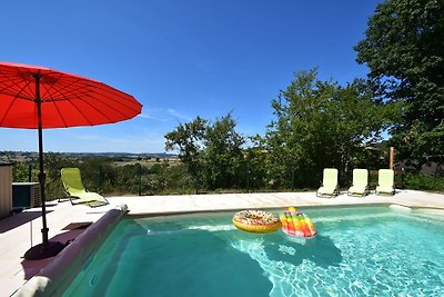 Luxe appartement in Bourgogne met zwembad