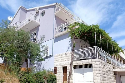 Apartment mit einem Schlafzimmer und Terrasse