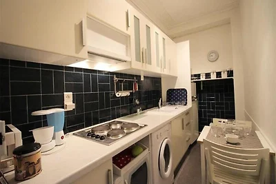 Studio für 3 Personen