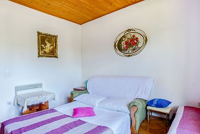 Einfache Wohnung in Šibenik in der Nähe von S...