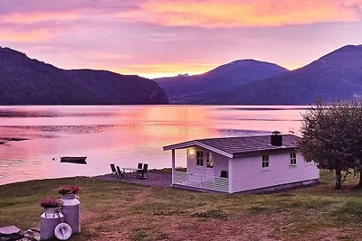 4 Personen Ferienhaus in Utvik-By Traum