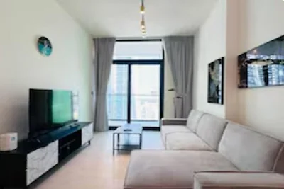Lussuoso e spazioso 2 camere da letto,...