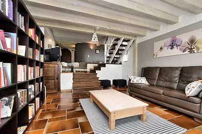 Ferienhaus in Virton mit Schwimmbad