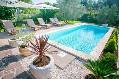 Villa in Tar mit Schwimmbecken