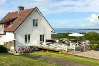 Toevluchtsoord aan de kust met uitzicht in...