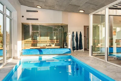 18 Personen Ferienhaus in Grenaa