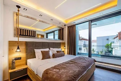 Villa Omega - Four Bedroom Villa with Swimmin...
