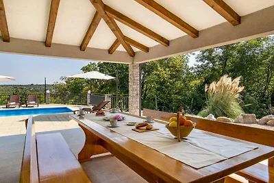 Villa in Labin mit Schwimmbecken