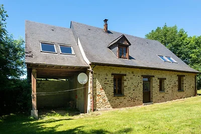 Malerisches Ferienhaus in Ferce nahe Lake...