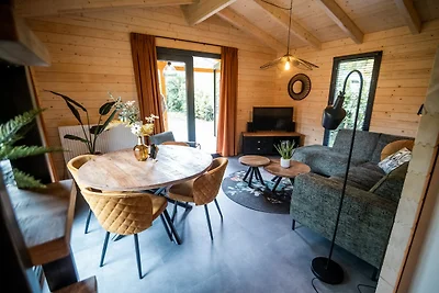 Luxe vrijstaande lodge met stoomcabine.