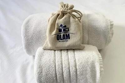 Gemütliches 3-teiliges Cannes Vieux Port...