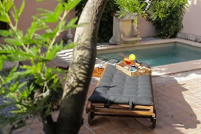 Charmante provenzalische Villa in Noves