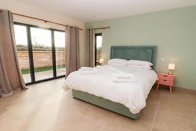 Scheune in Cotswolds mit Whirlpool & Aussicht