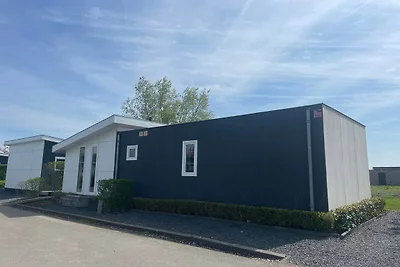 6-Guest Stylish Chalet in De Rijp
