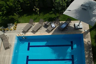 Villa in Antalya with swimming pool