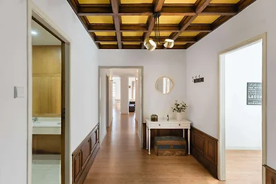 Modernes Apartment für 13 Gäste