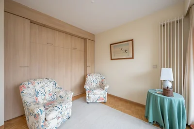 Wohnung in einer Villa mit Terrasse