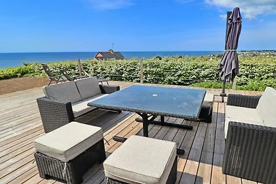 Ferienhaus in Plouhinec mit Terrasse