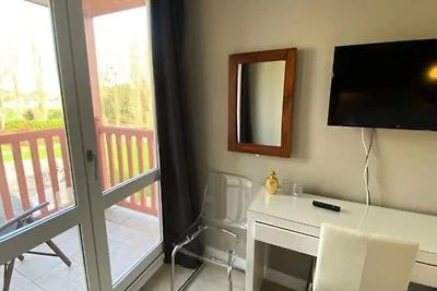 Schצne Wohnung mit Pool