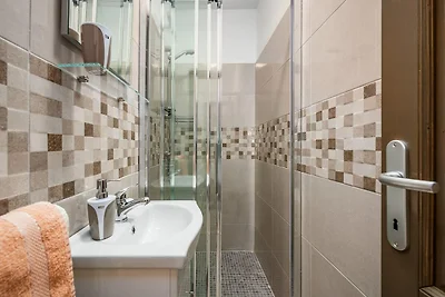 Wohnung in Drenje mit Meerblick