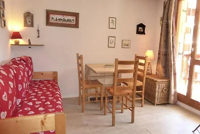 Apartment für 4 Personen im Bergstil, Dorfzen...