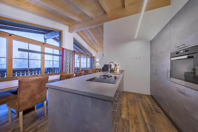 Chalet in Neukirchen bij Skilift & Sauna