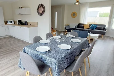 Komfortables Ferienhaus mit Whirlpool in...