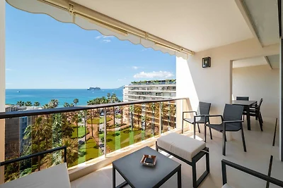 Oasi di charme con terrazza 4 BD/8P - Cannes