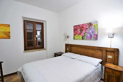 Scenografico appartamento a Mantignana con...