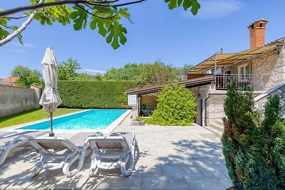 Maison de vacances à Dobrinj avec piscine