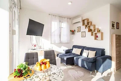 Apartment Anka - One Bedroom Apartment with...
