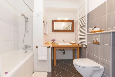 One Bedroom apartment with Balcony and Sea Vi...