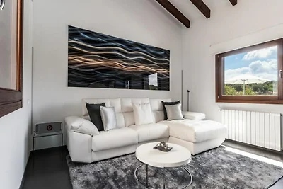 Villa in der Nähe von Muro mit Wasserfallpool