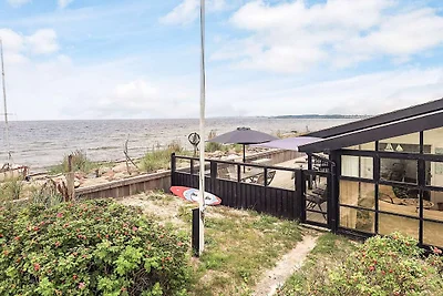 4 Sterne Ferienhaus in Karrebæksminde-By...