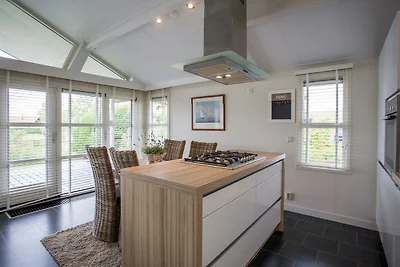 Ferienhaus in Kattendijke mit Terrasse