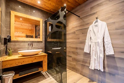 Chalet in Grand-Bornand mit Sauna & Blick