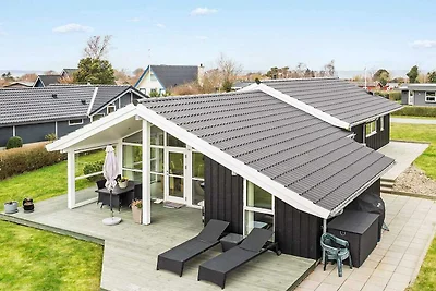 Maison de vacances pour 8 a Bogense-By Traum