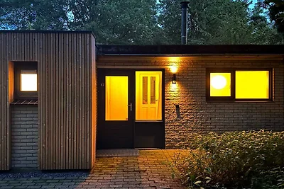 Schöne Feriensuiten im Wald mit Wellness