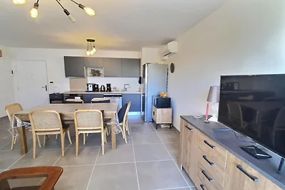 Modernes Apartment in Vias für 6 Gäste